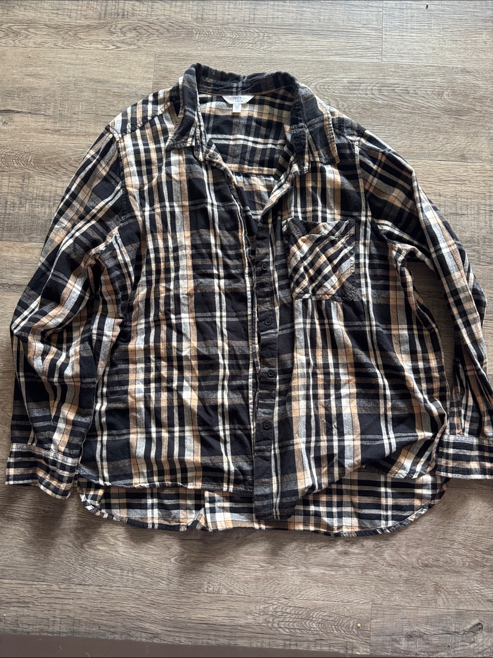 Time and Tru Black and Cream Plaid Button-Down Shirt